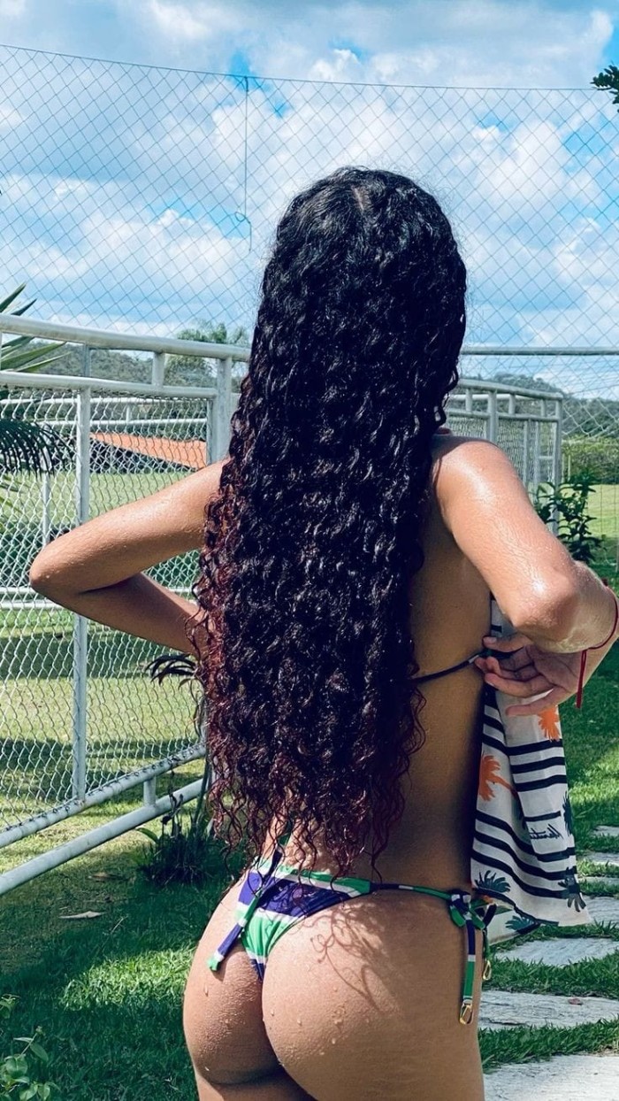 ARDIENTE EXOTICA PROVOCATIVA BOMBA DE SEXO