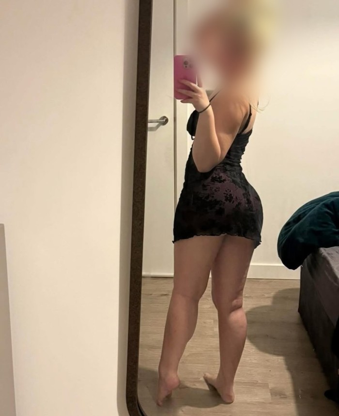 Rubia guapa escort de lujo Talavera de la Reina