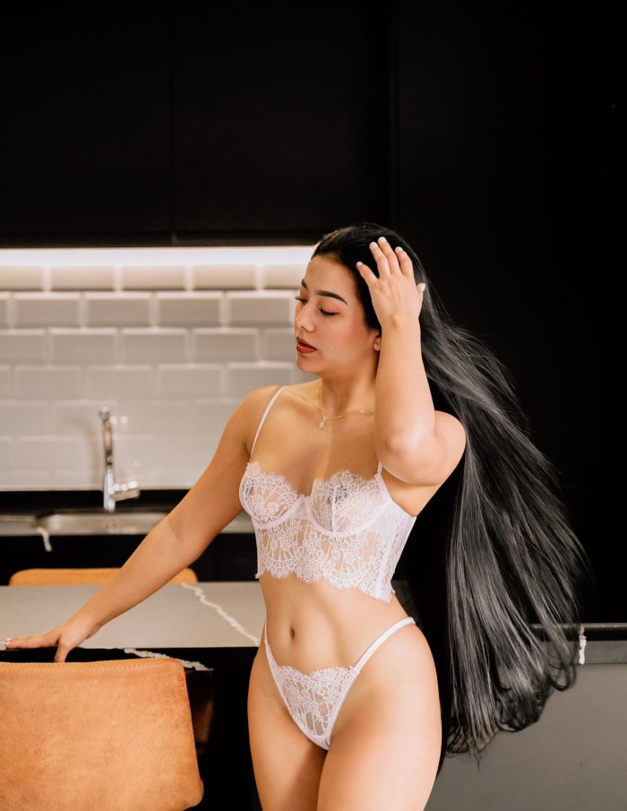 LAURA Escort Colombiana de Lujo en Ibiza
