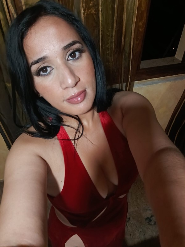 Chica agradable y muy sonriente, lo pasaremos geni