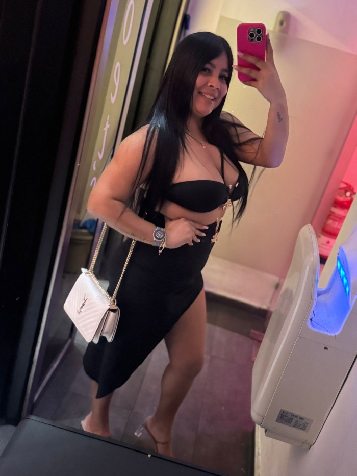 JOVEN LATINA NUEVA EN RIVIERA