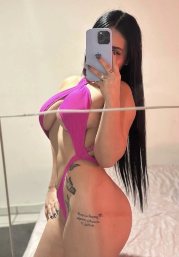 LA MÁS CACHONDA