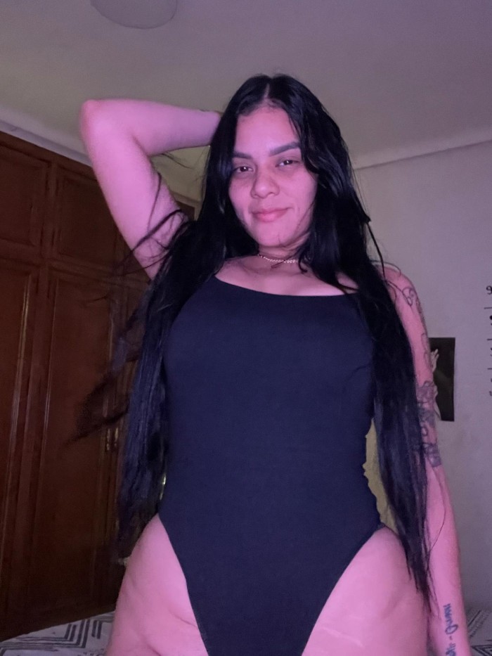 ASHLEY LINDA VENEZOLANA EN PUERTO