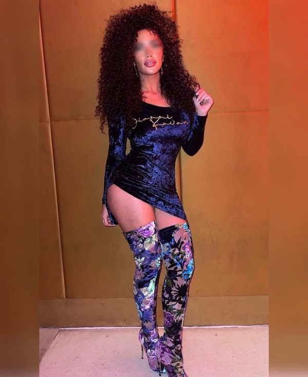 Bella sensual fiestera