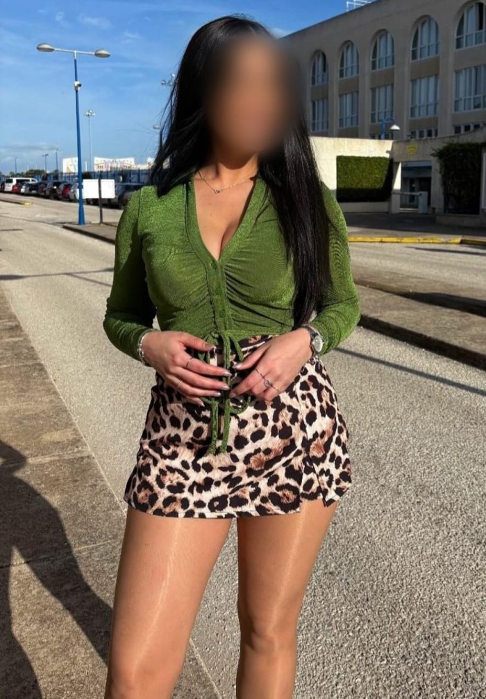 IMPLICADA EXQUISITA DELICIOSA DESOESA DE PLACER