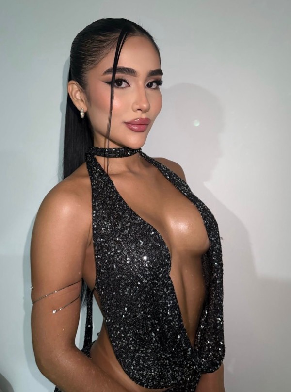 TERESA SEXY Y CALIENTE