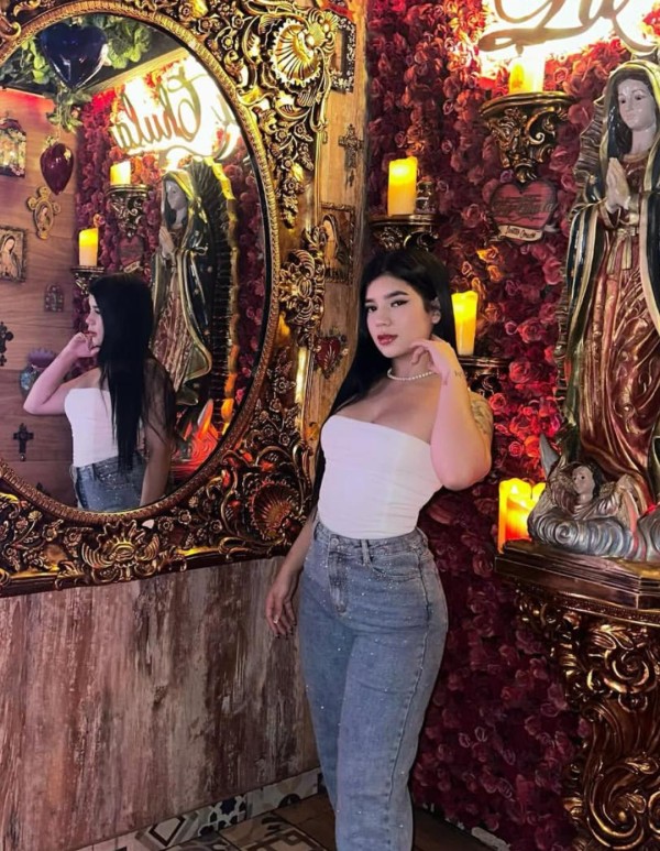 Hermosa Latina, llego dispuesta a complacerte, tienes una fantasía? Fiester