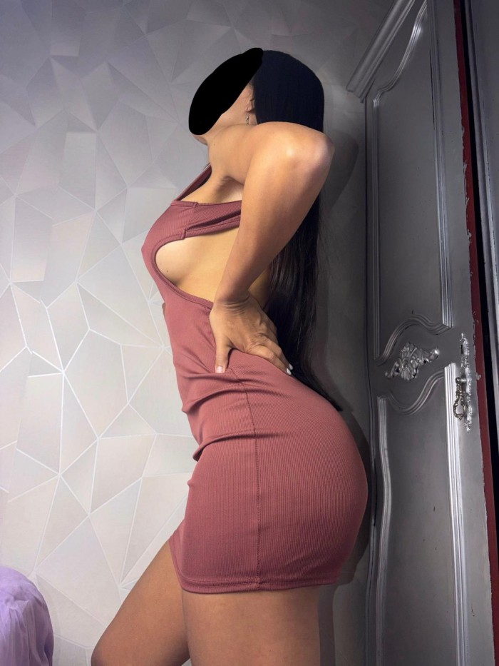 VENEZOLANA ARDIENTE Y FIESTERA 24HS TALAVERA