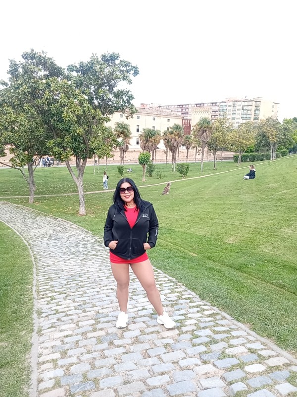 MORENAZA TOP MUCHAS GANAS PASAR BIEN