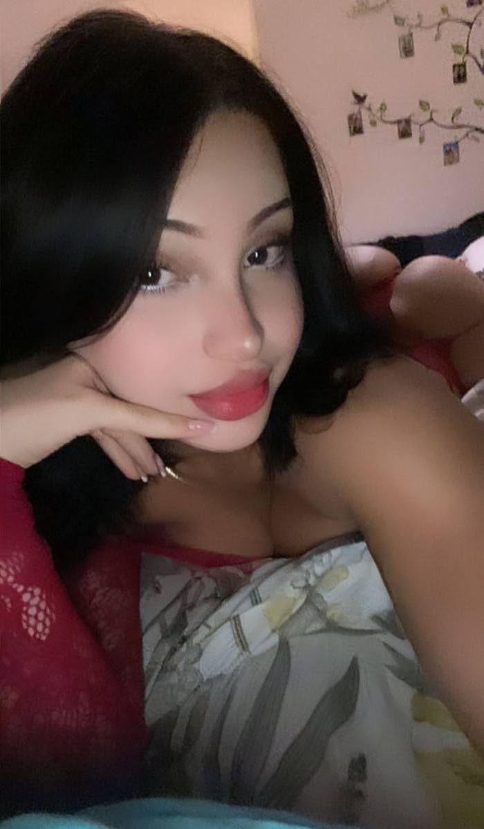 JOVENCITA Y GUAPÍSIMA TRANS, NOVEDAD!!!