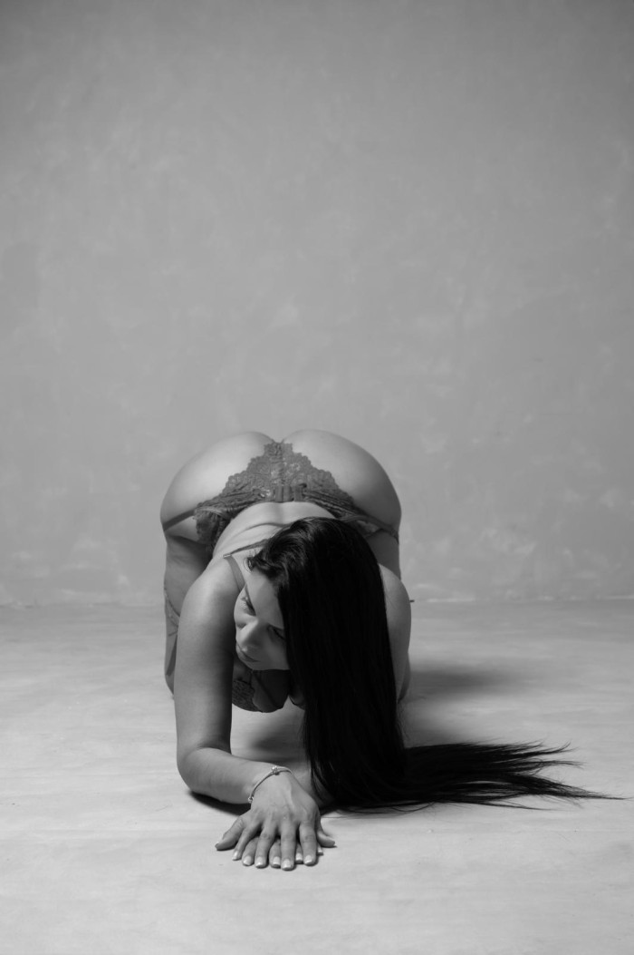 HERMOSA SENSUAL APASIONADA BUENA  AMANTE