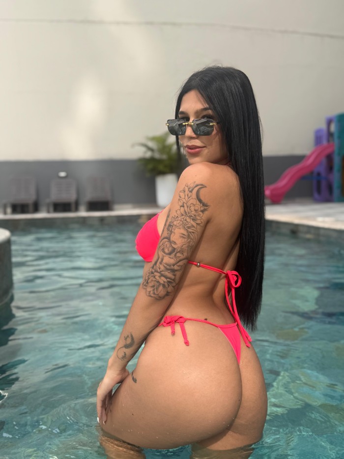 COLOMBIANA CACHONDA ARDIENTE FIESTERA NOVEDAD