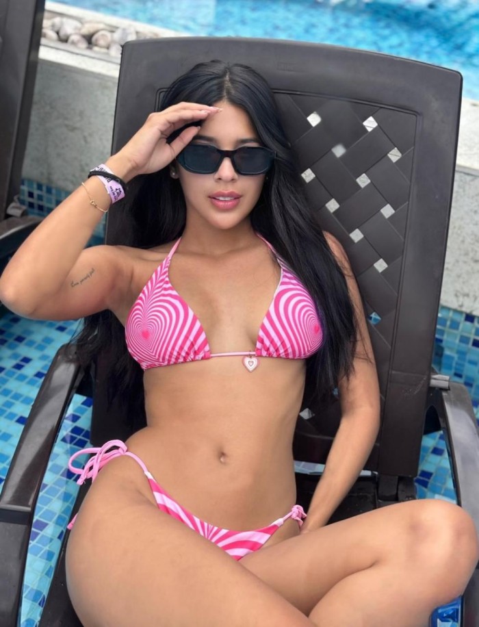 ESCORT COLOMBIANA ARDIENTE FIESTERA NOVEDAD