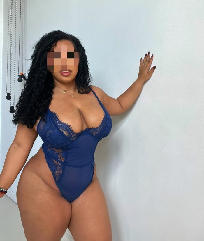 DIOSA DEL PLACER COMPLACIENTE MORENAZA