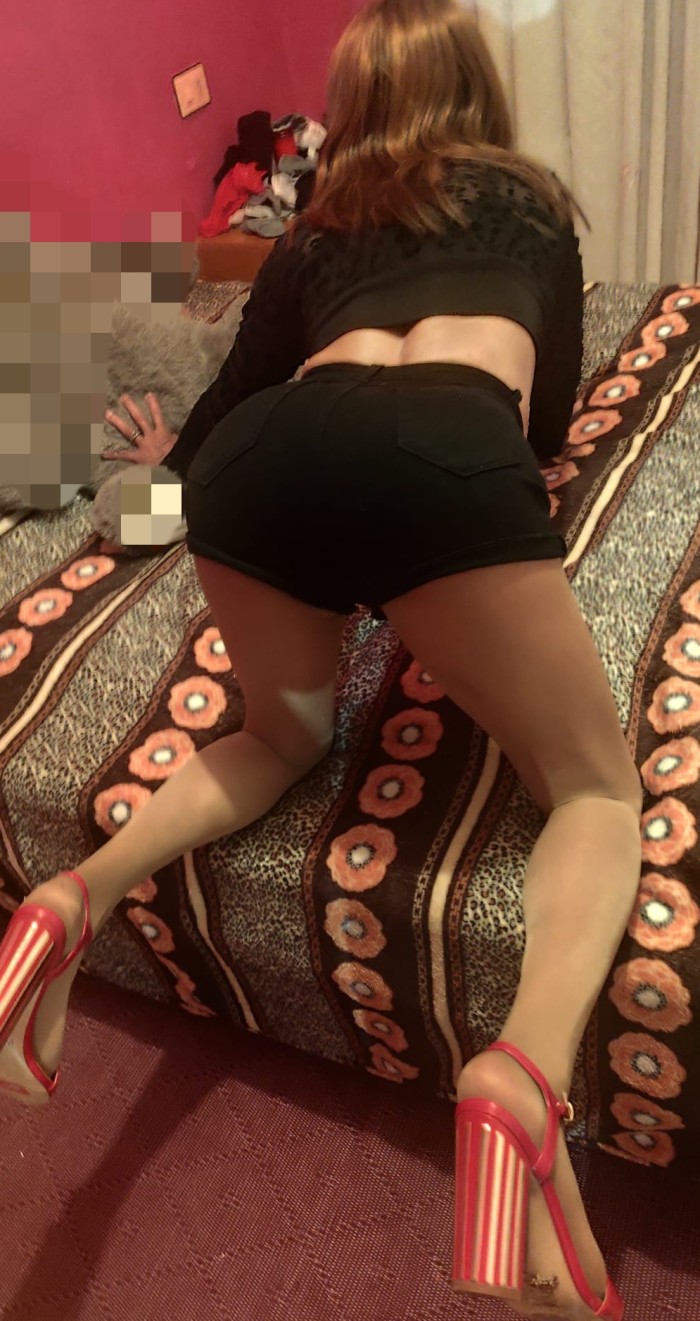 MADURA CACHONDA,VEN TE ENSEÑO COSITAS…