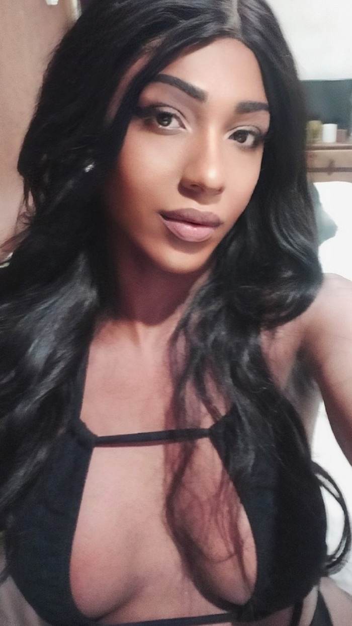 Soy gleicy una trans muy Wapa y sexy