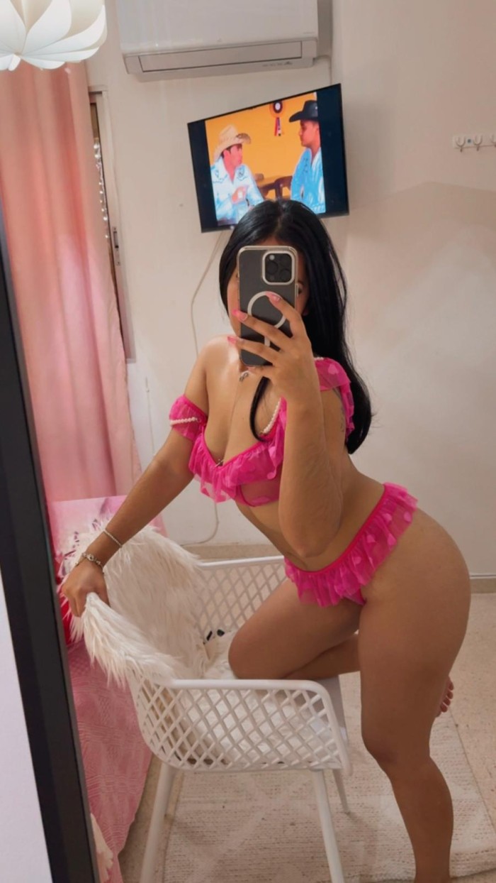 Vichy 607294651 Jovencita golosa en Zapillo