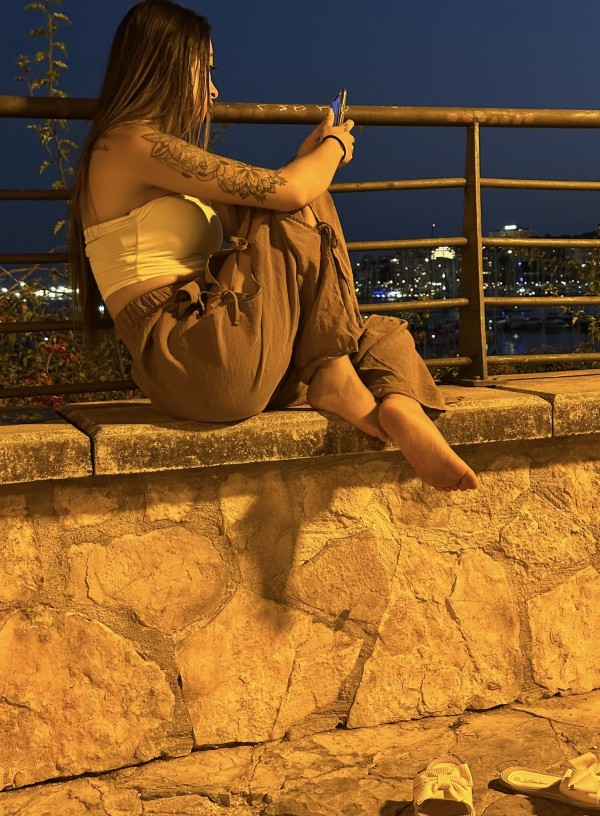 MELANIE. ESPAÑOLA. 20 AÑOS. Alcudia