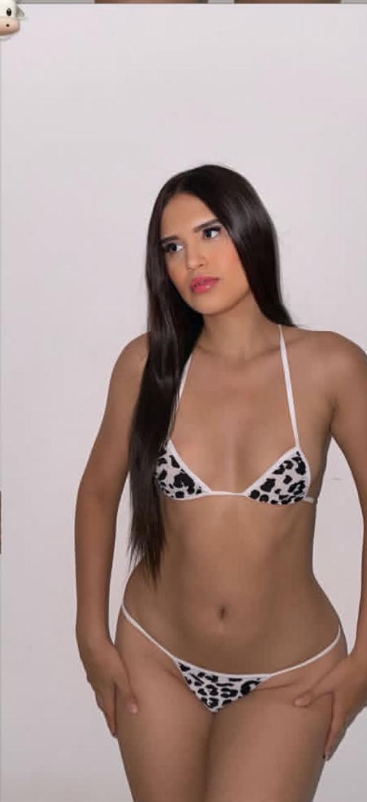 EN CIUDAD REAL RICA CHICA CON GANAS DE MOJARSE
