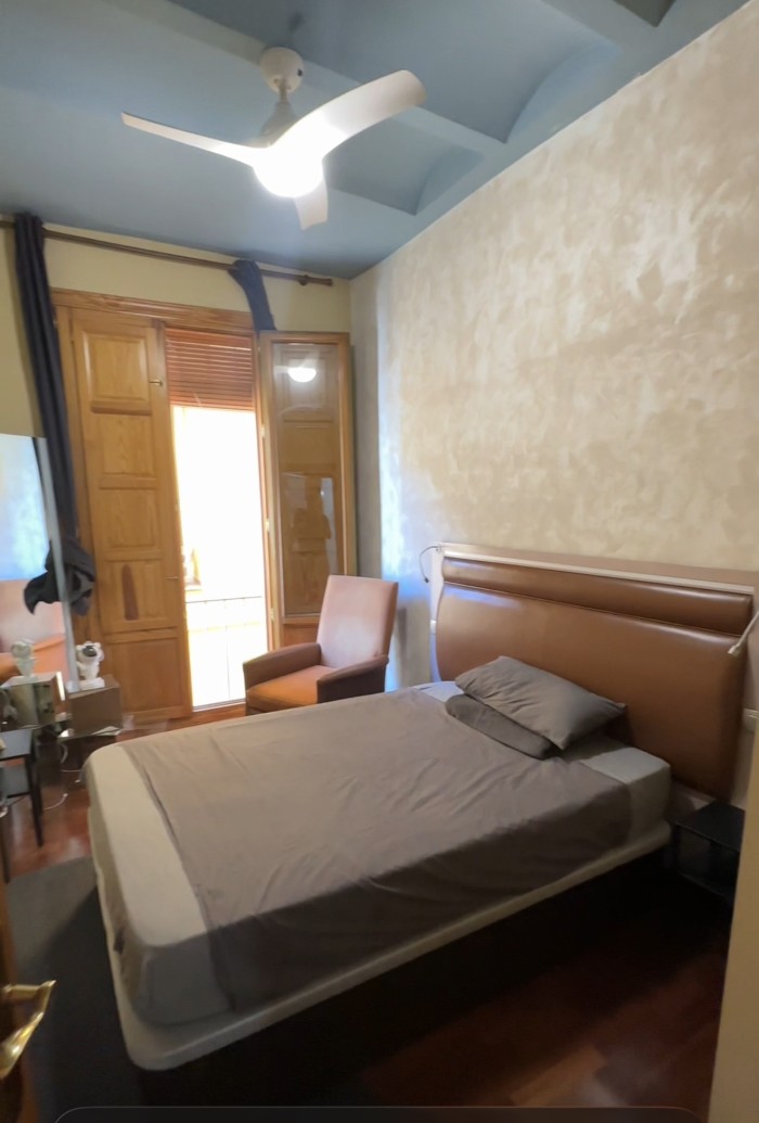 Plazas disponibles. Zona centro en Valencia!! 607413804