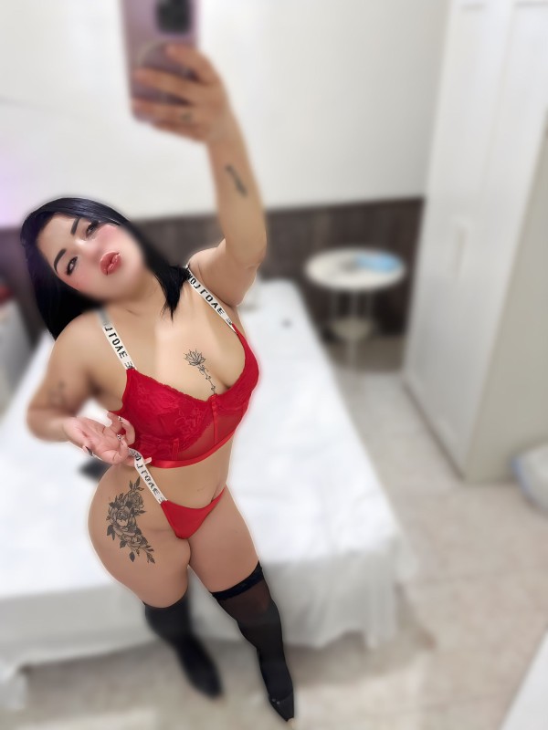 BRENDA CACHONDA COMPLETA ENROLLADA COMPLETA FIESTERA EN LEGAZPI DESDE 20€