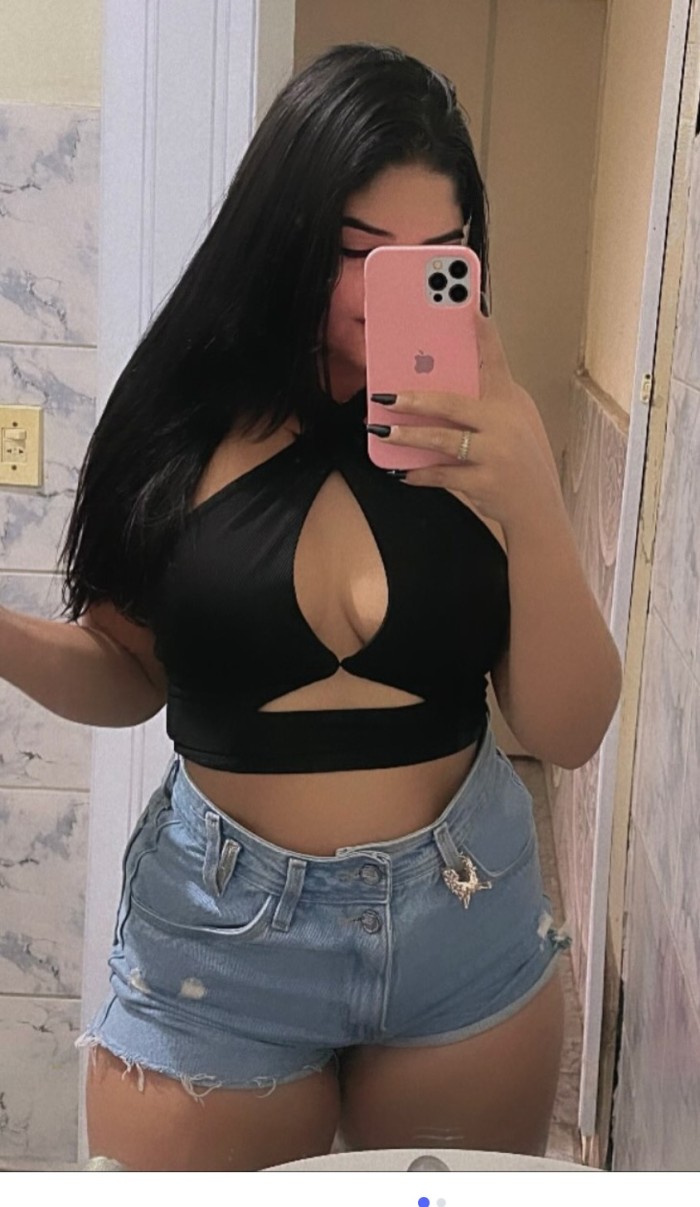 LATINA ,GUAPA ..CALIENTE RECIEN LLEGADITA A PONFE