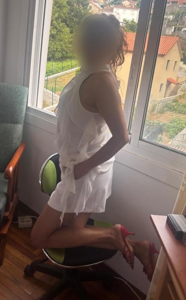 MADURITA CANARIA DELICIOSA CON GANAS DE DARTE PLACER