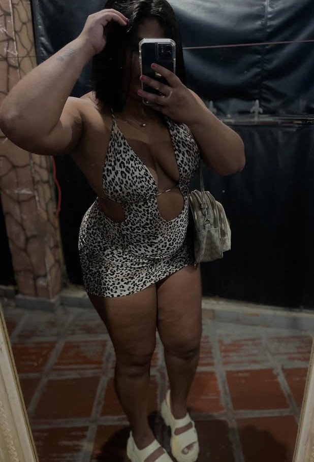 GUAPA ARDIENTE APASIONADA TOMELLOSO