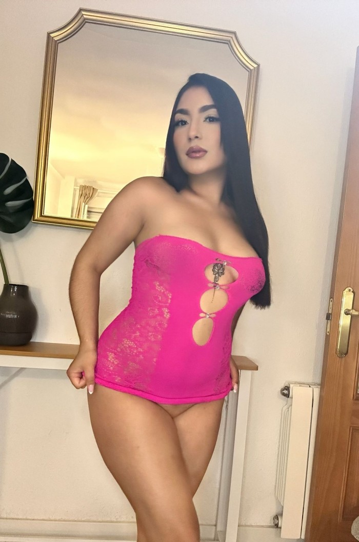SOY CAROLINA, COLOMBIANA DISCRETA Y ARDIENTE