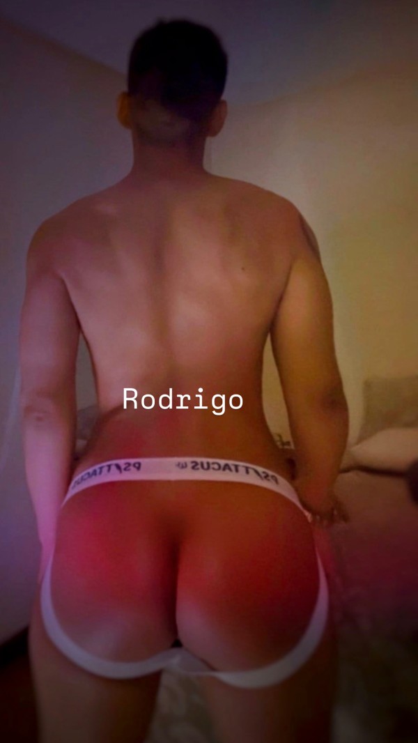 RODRIGO ,exclusivo , discreto ,FIESTERO, fogoso EN VALLÁDOLID