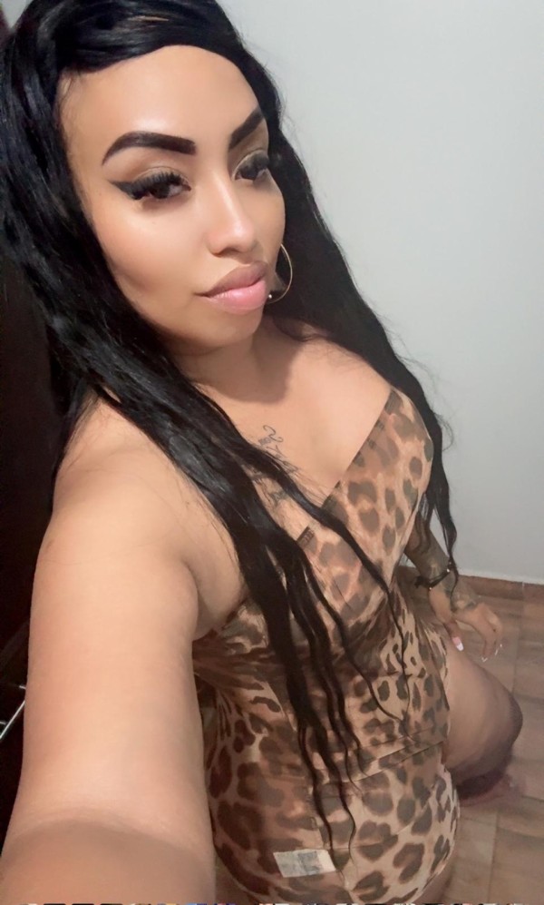 NATACHA EXÓTICA NUEVA COLOMBIANA EN ESTA CIUDAD