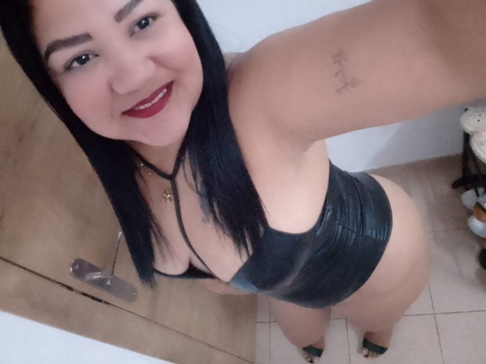 EN SAN ISIDRO SENSUAL  APASIONADA  BUENA  AMANTE