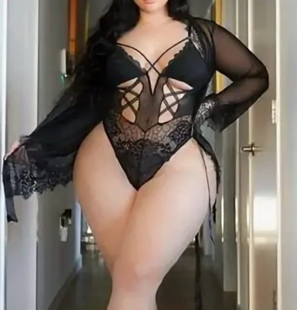 631581883 Paloma DIOSA JUGUETONA Y ENCANTADORA