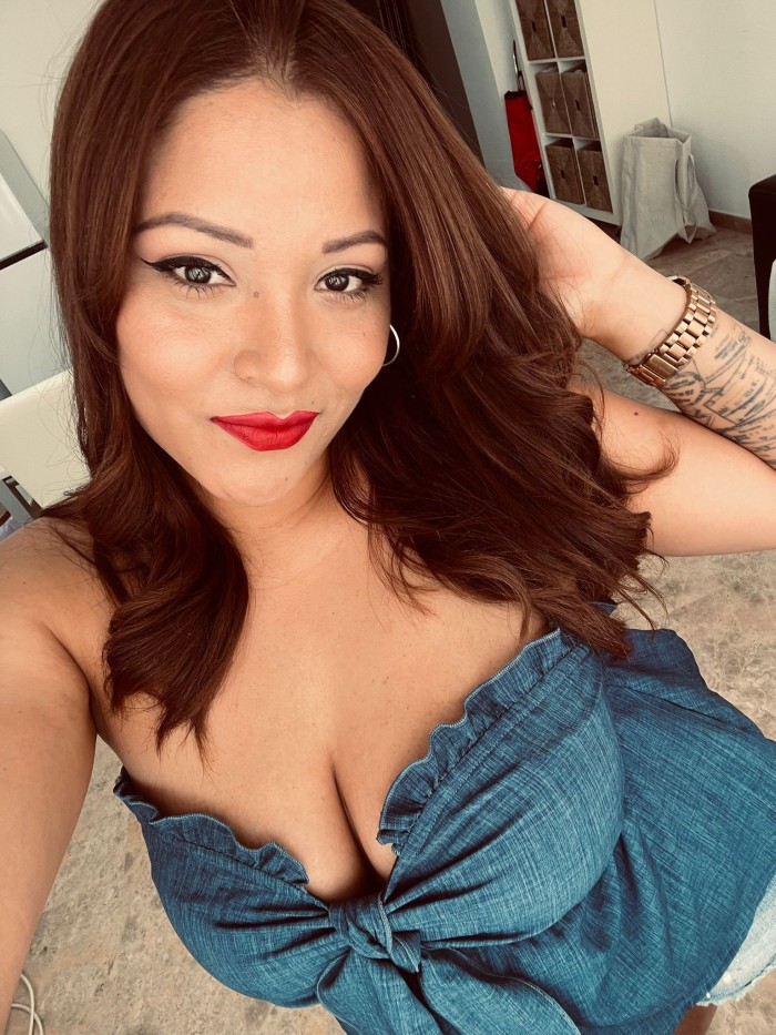DANIELA 24H EN ALCANTARILLA CON GANAS DE FIESTA !