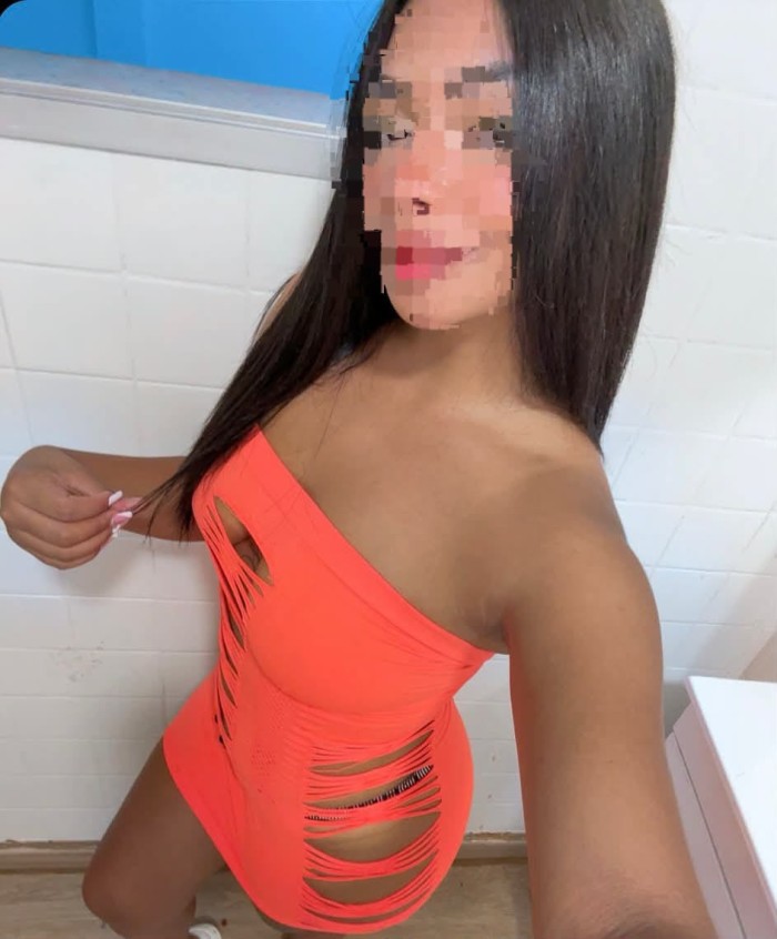 NINFOMANA ADICTA AL SEXO MUY CALIENTE