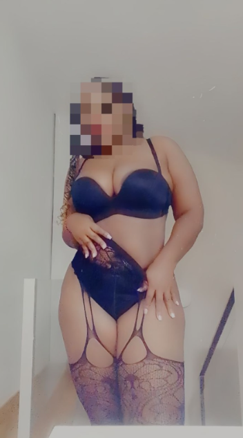 DELICIOSA ENTREGADA ARDIENTE ADICTA AL PLACER
