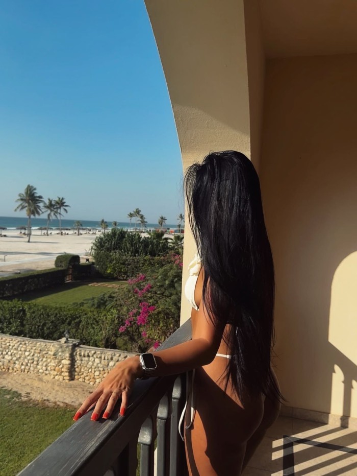 ARDIENTE SENSUAL COMPLACIENTE BOMBA DE SEXO