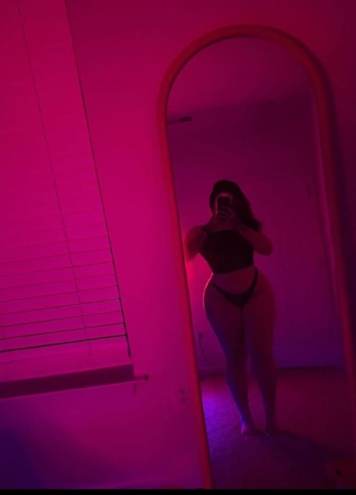 Cariñosa chica nicaragüense