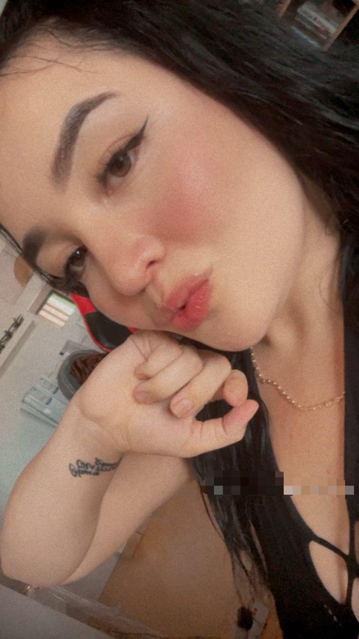 LATINA CACHONDA REALIZO DESPLAZAMIENTOS 24 H