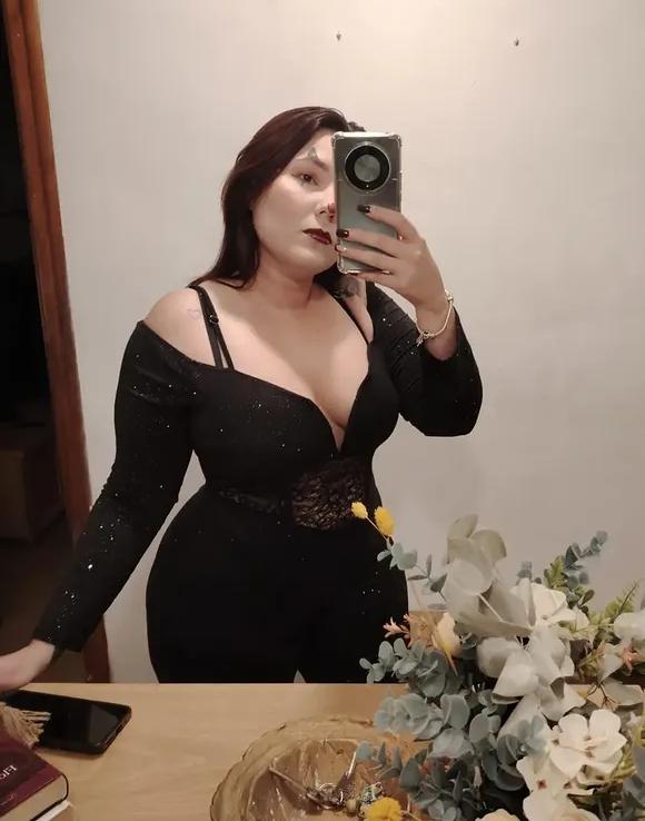 SENSUAL ESCORT ARDIENTE FIESTERA FRANCES DE LUJO