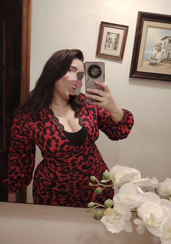 SENSUAL ESCORT ARDIENTE FIESTERA FRANCES DE LUJO
