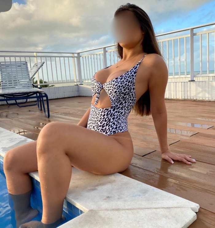 EN SITGES SEXO FIESTA ESCORT BRASILEÑA NOVEDAD