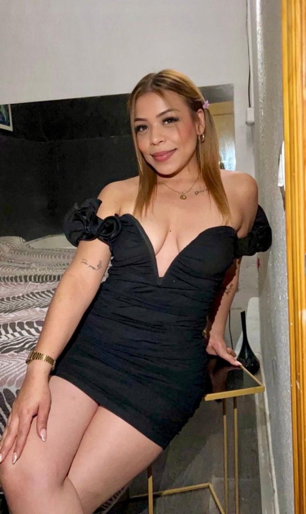 divertida y muy guapa
