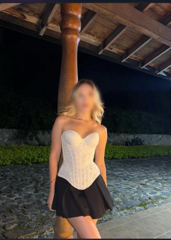 Novedad Latina ardiente viciosa con ganas de sexo