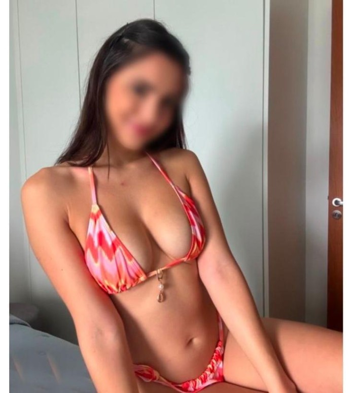 SENSUAL ESCORT FIESTERA ADICTIVA EROTIKA