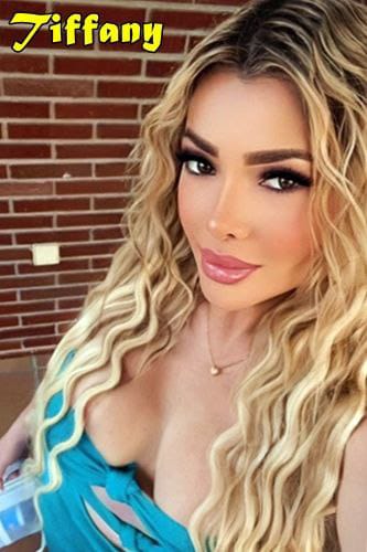 Tiffany Modelo y Azafata de vuelta en Madrid