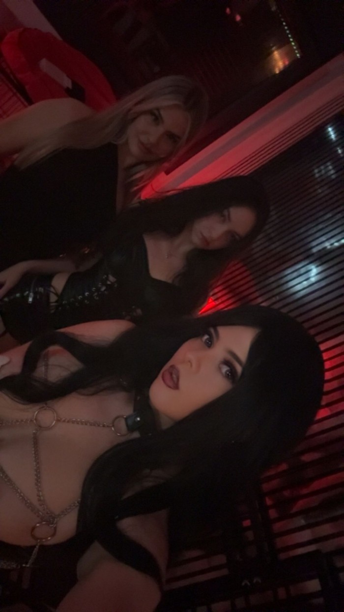 Diosa Divana Sesion Triple con sus Ladies