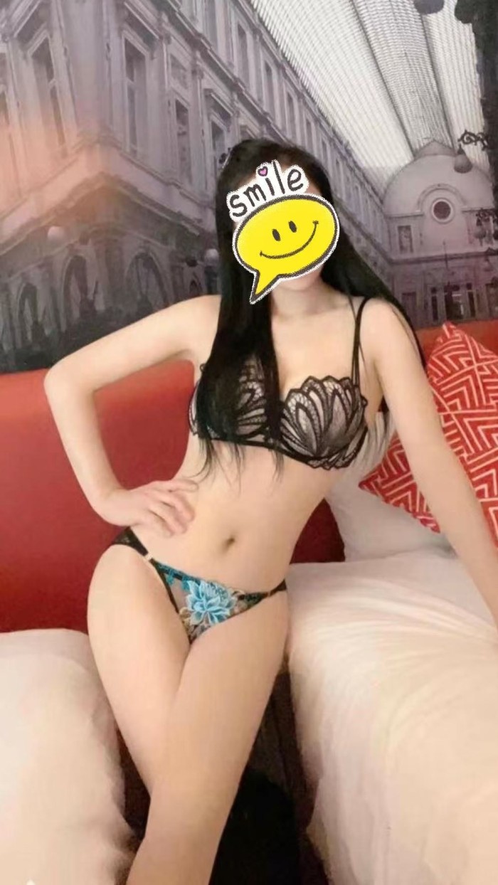 EXÓTICA CHICA ORIENTAL, USERA, 678850008