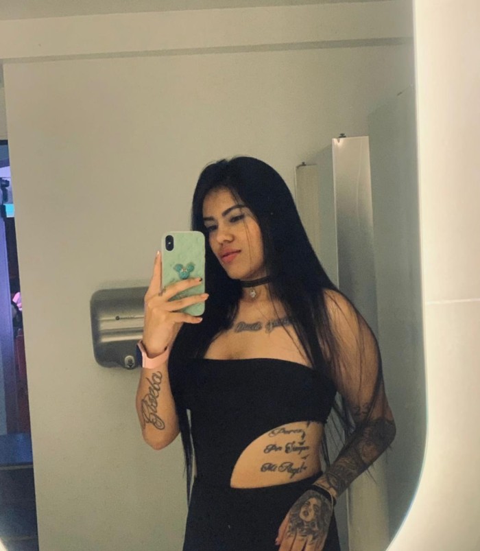 LATINA ENCANTADORA