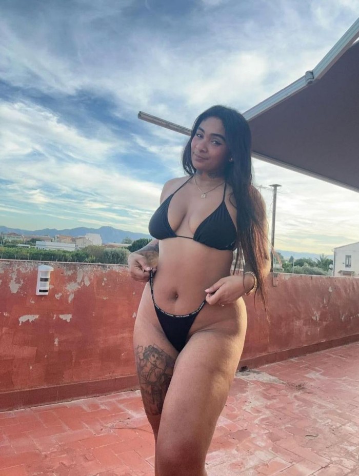 Novedad viciosa jovencita